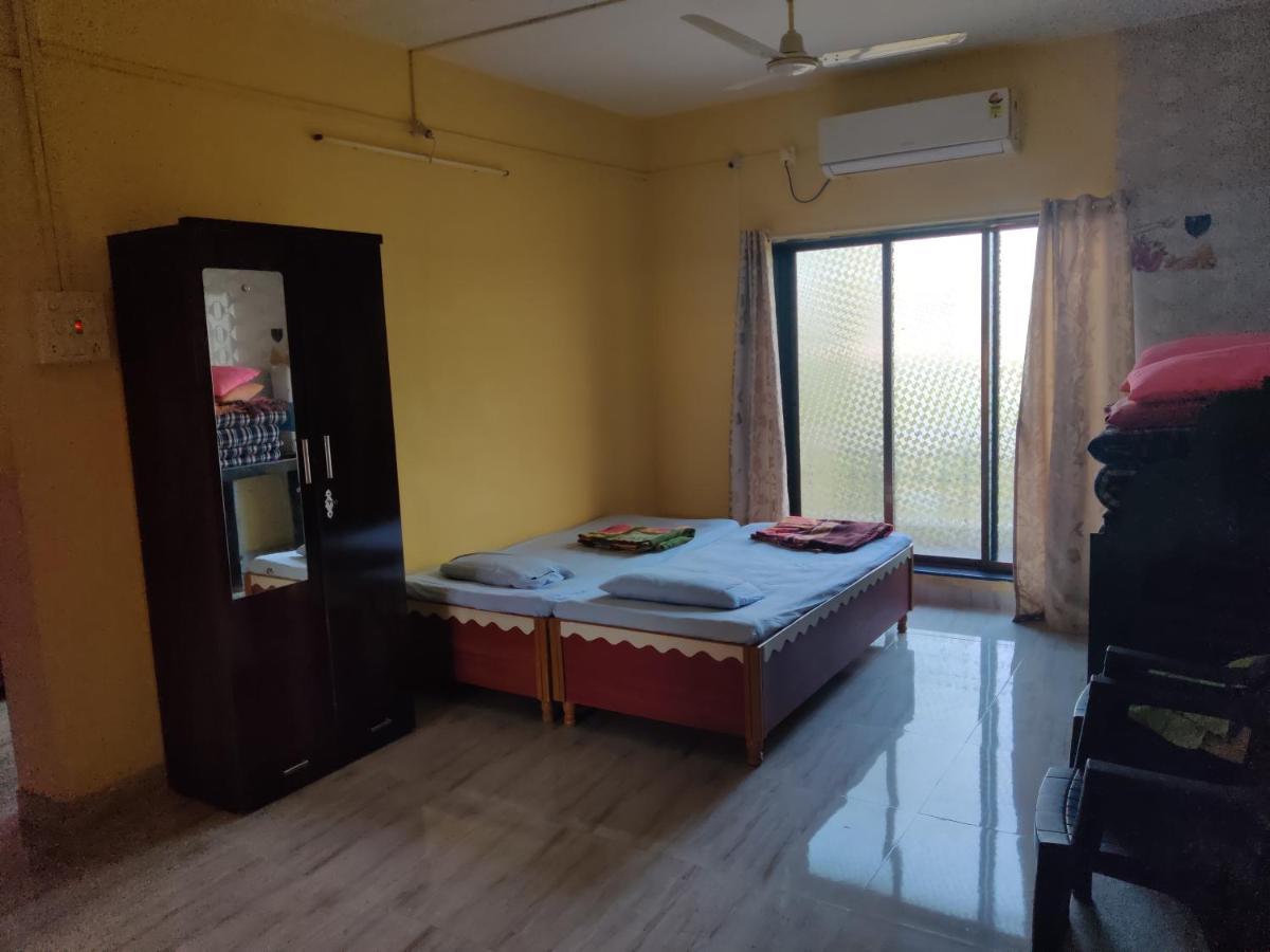 Gulmohar Cottages - Home Stay In Alībāg Exterior foto